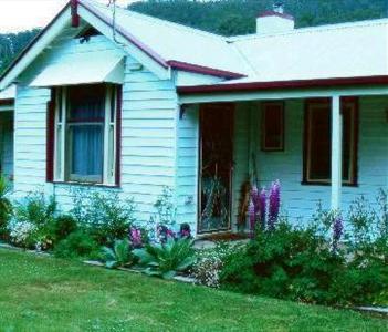 Gatekeepers Cottage Bed & Breakfast