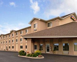 Baymont Inn & Suites - Toledo Maumee