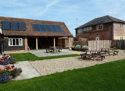 Palace Farm Hostel Doddington Sittingbourne