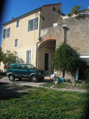 Homestay in Boissano near Grotte di Toirano