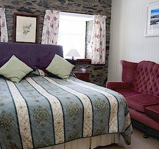 Port Charlotte Hotel