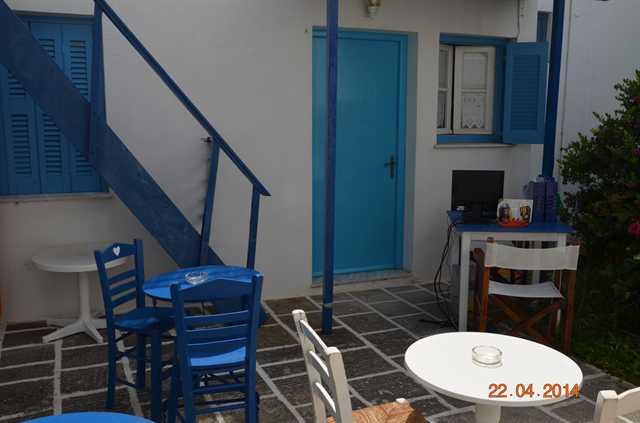 Young Inn Parikia