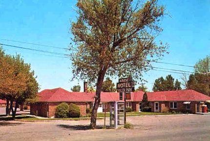 Motel West