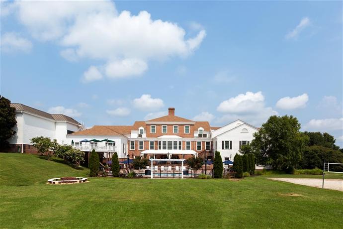 Wyndham Virginia Crossings Hotel and Conference Center