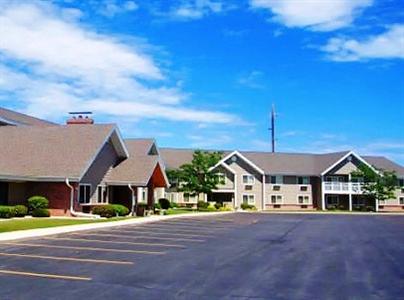 AmericInn Lodge & Suites Manitowoc