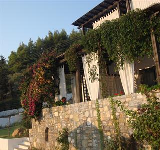 Lithanemon Apartments