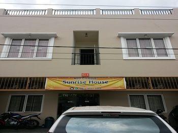 Sunrise House Makassar