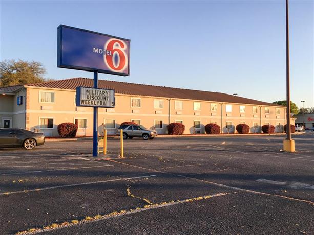 Motel 6 Springfield Springfield