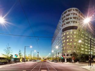 Astra Apartments Collins St - Docklands