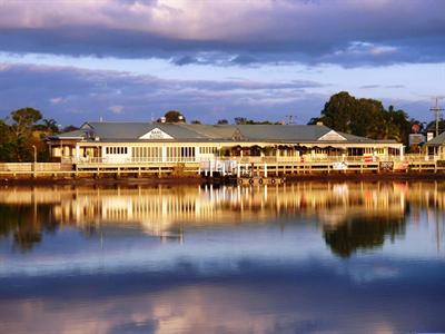 Maroochy River Resort & Bungalows