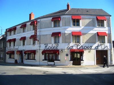 La Croix d'Or Saint Amand Mont Rond