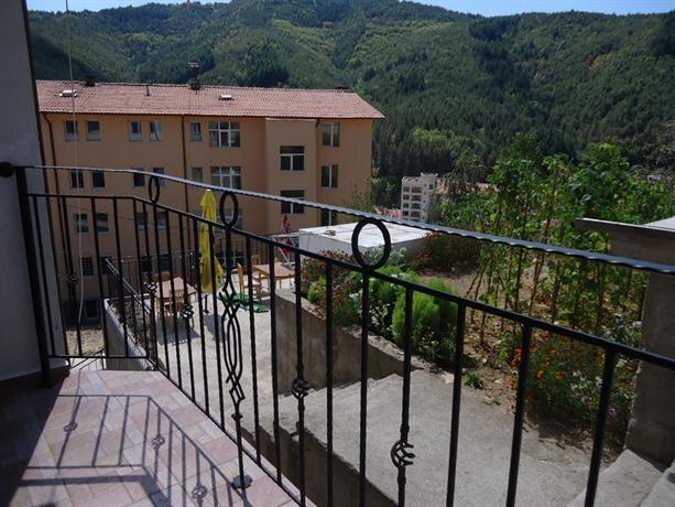 Guesthouse Kadishevi