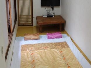 Gahoe Hanok