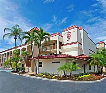 Red Roof Inn and Suites Naples