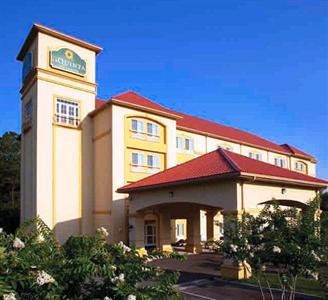 La Quinta Inn & Suites Norfolk Airport