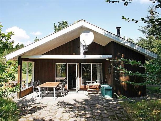 Two-Bedroom Holiday home in Hals 23