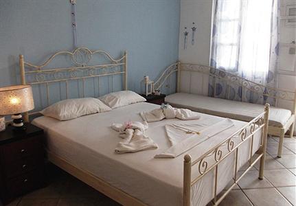Manos Syros Apartments Megas Gialos
