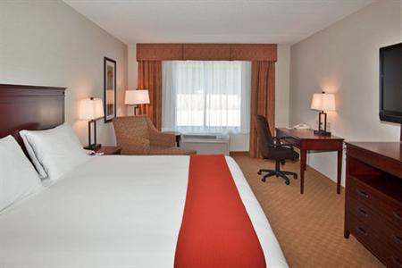 Holiday Inn Express Hotel & Suites Brockville