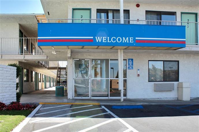 Motel 6 Bakersfield South