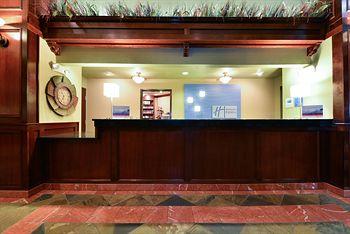 Holiday Inn Express Portland SE - Clackamas Area