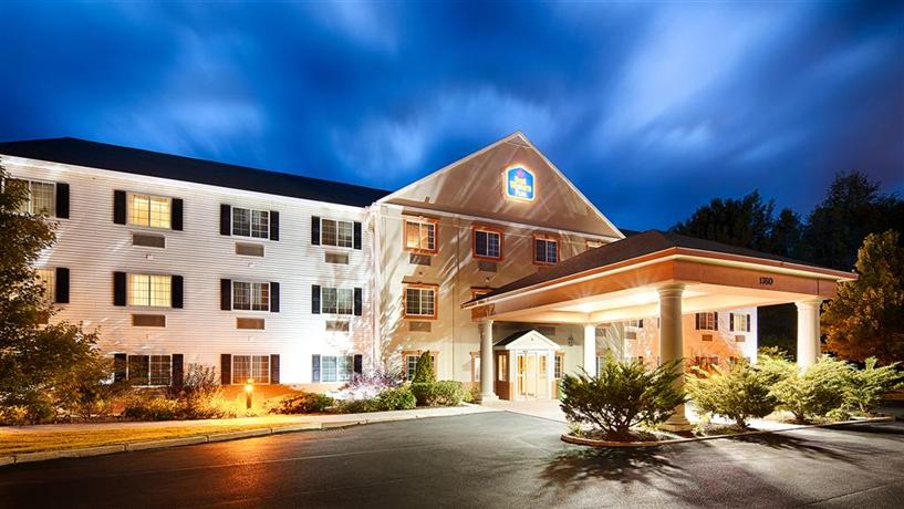 BEST WESTERN PLUS Berkshire Hills Inn & Suites