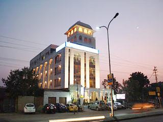 Hotel Raghu Mahal Palace