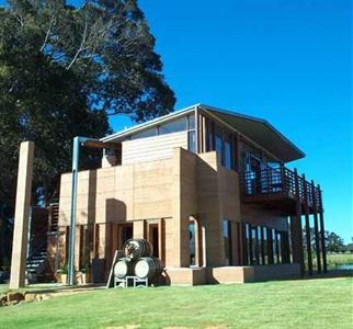 Bettenay's Wines and Accommodation Cowaramup