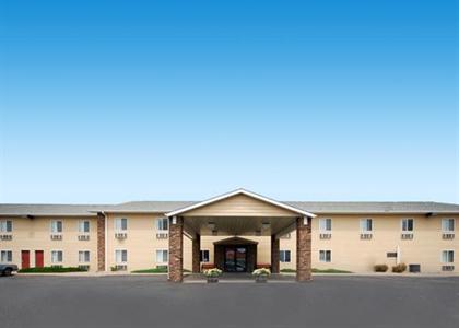 Quality Inn & Suites Watertown (South Dakota)