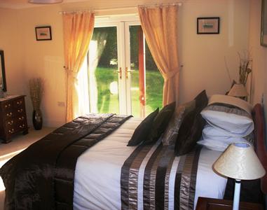 Riverdown B & B