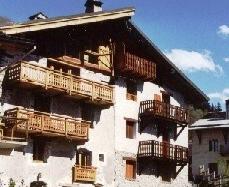 SnowChateaux Chalet