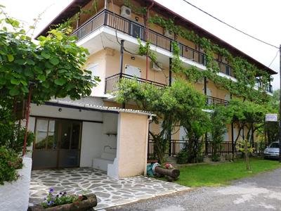 Helena Apartments