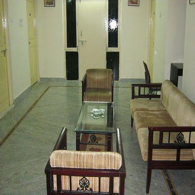 Sri Sai Service Guest House