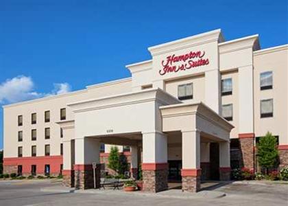 Hampton Inn & Suites Canton