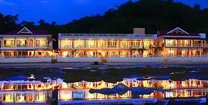 El Nido Beach Hotel