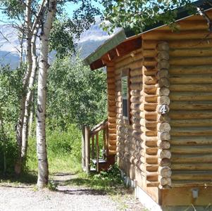 Glacier Trailhead Cabins