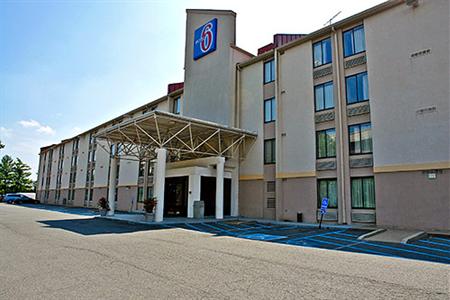 Motel 6 Washington DC SW-Springfield