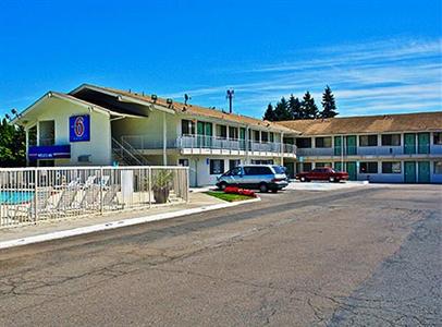 Motel 6 Lake Oswego Tigard