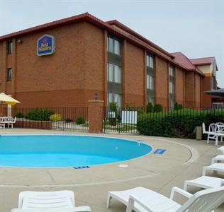 Best Western Luxbury Inn Fort Wayne