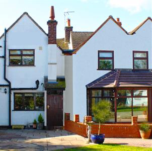 Langley Cottage Guest House