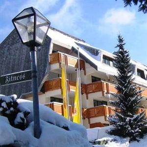 Apart Holidays - Hotel und Resort Funfjahreszeiten