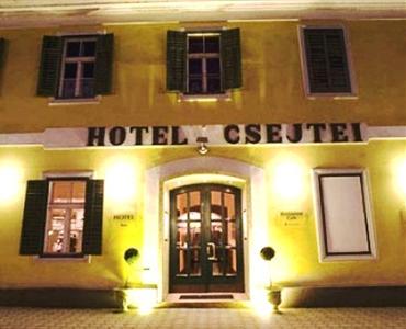 Hotel Csejtei