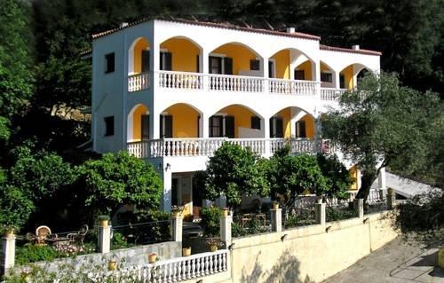 Vassilis Studios Parga