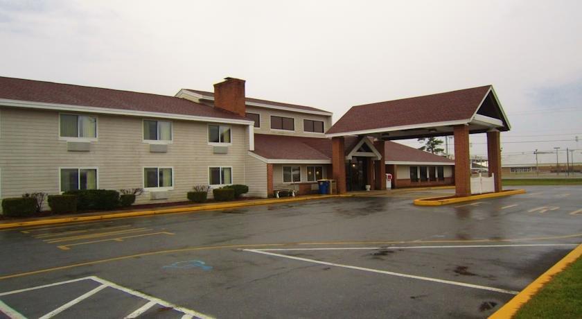 Baymont Inn & Suites Harrington