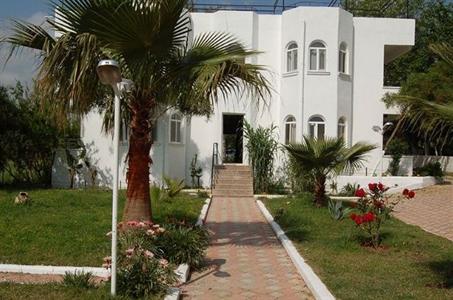 Safak Beach Motel