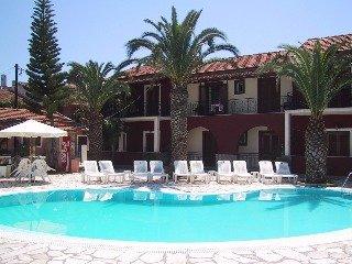 Pavlos Apartments