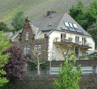 Ferienweingut Hallenbach