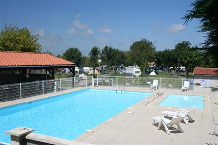 Camping Les Catalpas Bungalows Saint-Georges-de-Didonne