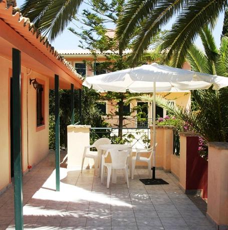 Armeno Apartments and Studios