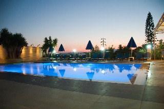 Varouxakis Hotel