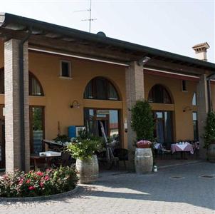 Casa Pierina Agriturismo Hotel Villafranca di Verona